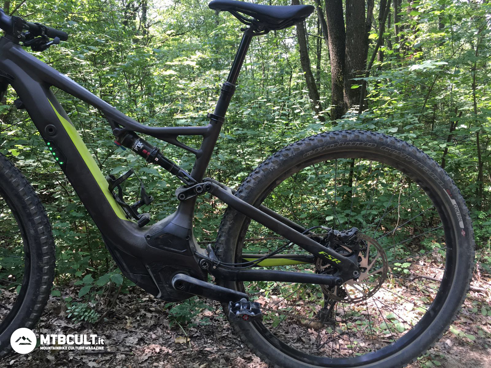 SPYSHOT - Specialized Turbo Levo Fsr: arriva la 29 ST - eBikeCult.it