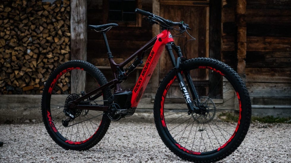 Rocky Mountain Instinct Powerplay Carbon: ancora più raffinata…