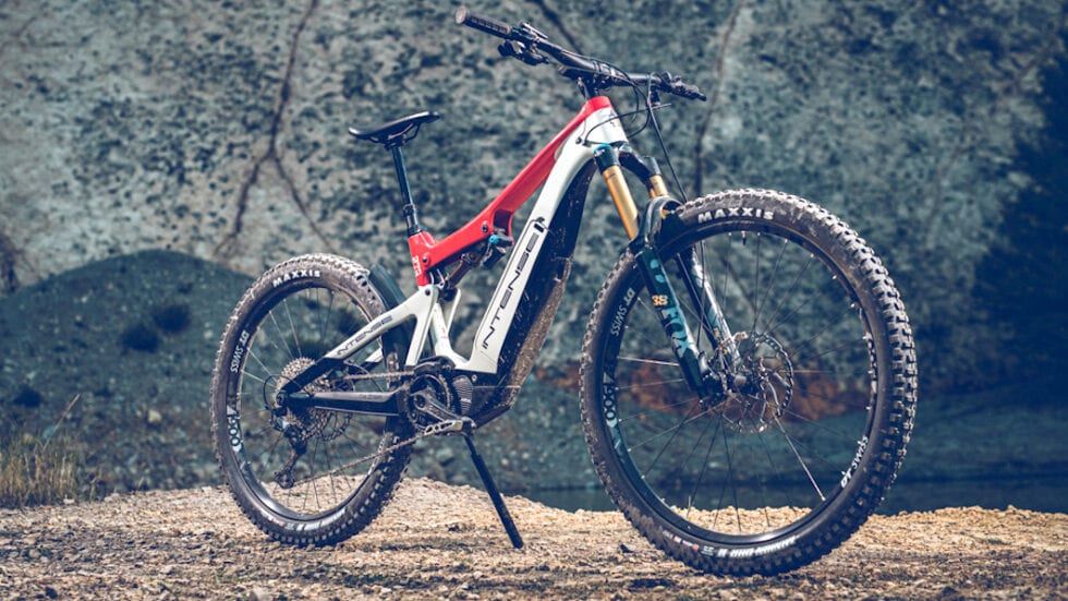 Intense Tazer 2021: due allestimenti, motore Shimano, nuovi colori