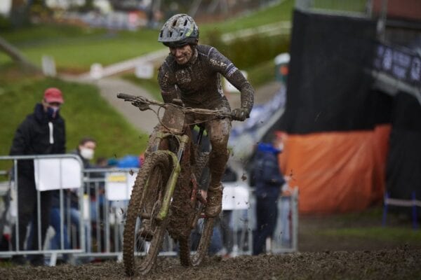 Bh AtomX Carbon