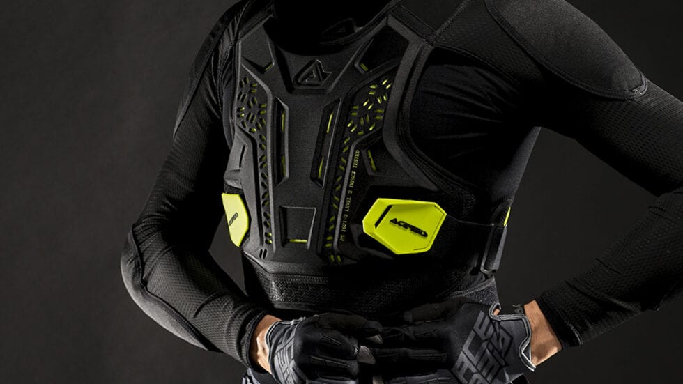 Acerbis Plasma Level 2: la pettorina che abbraccia la sicurezza…