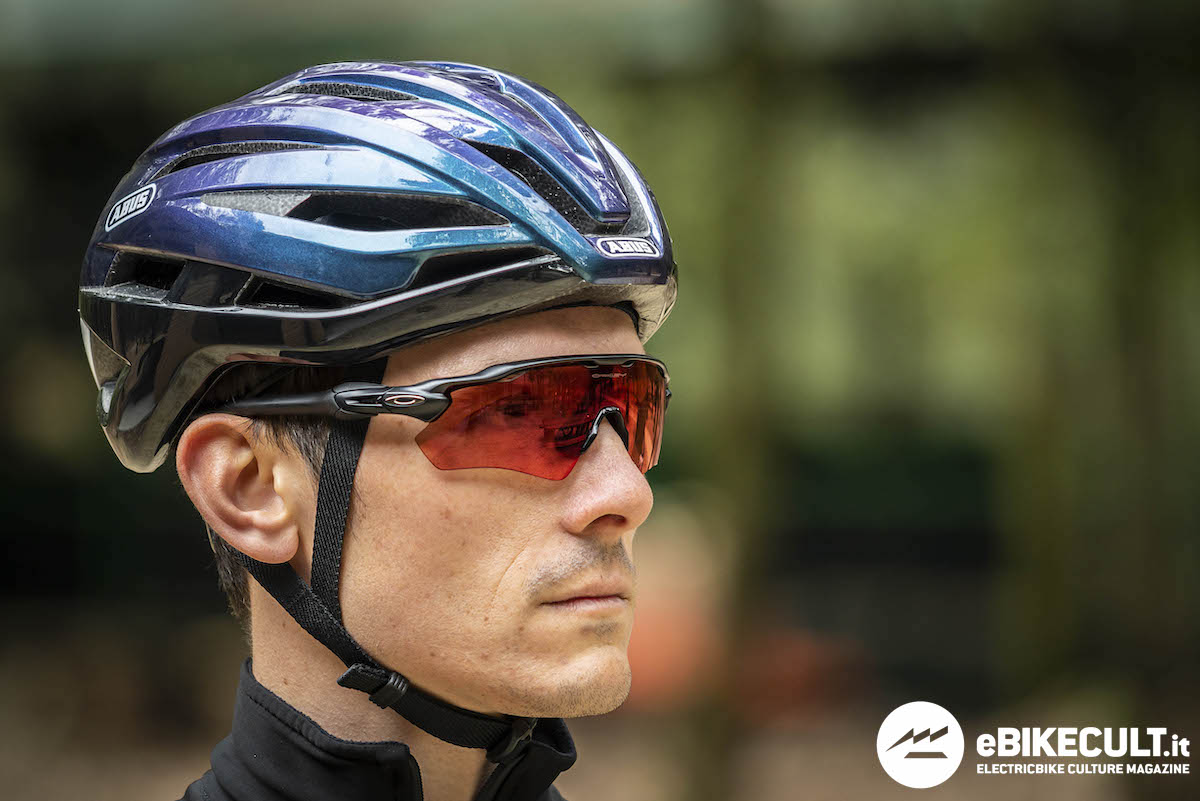 Dove acquistare occhiali da ciclismo Oakley?